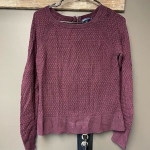Lightweight sweater